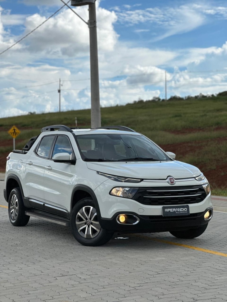fiat toro freedom at2