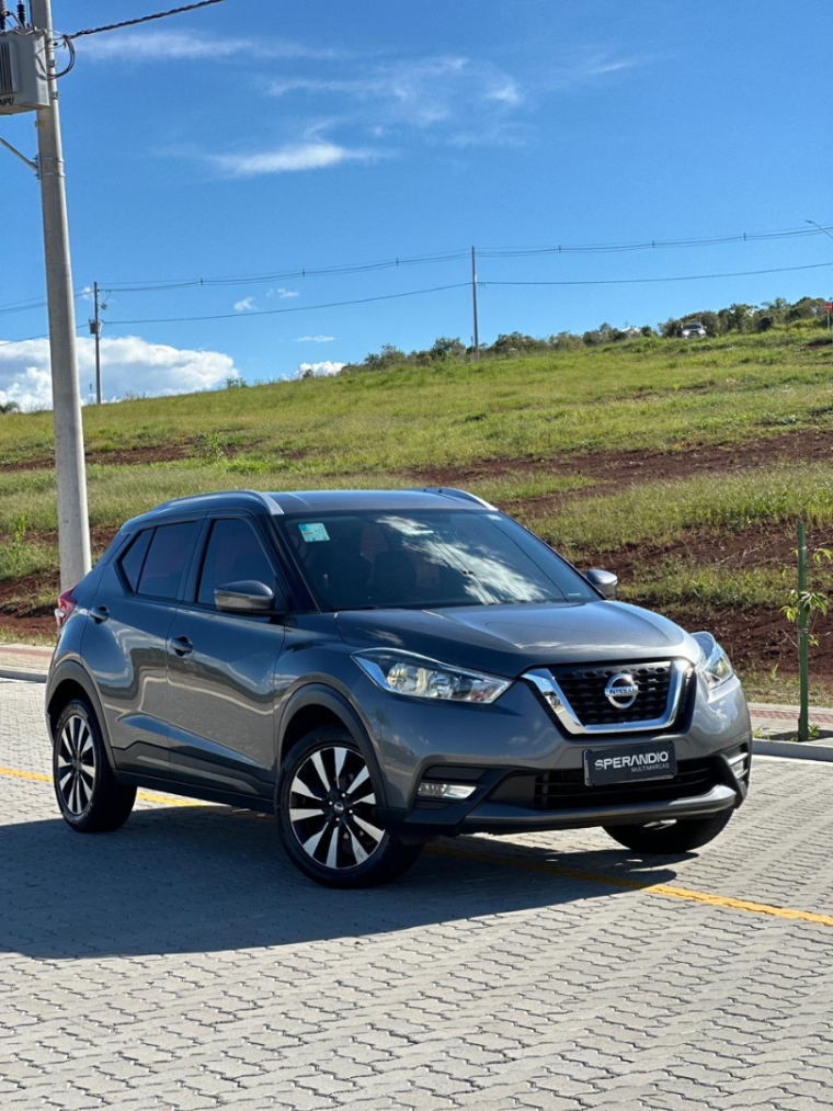 nissan kicks sv automatica2