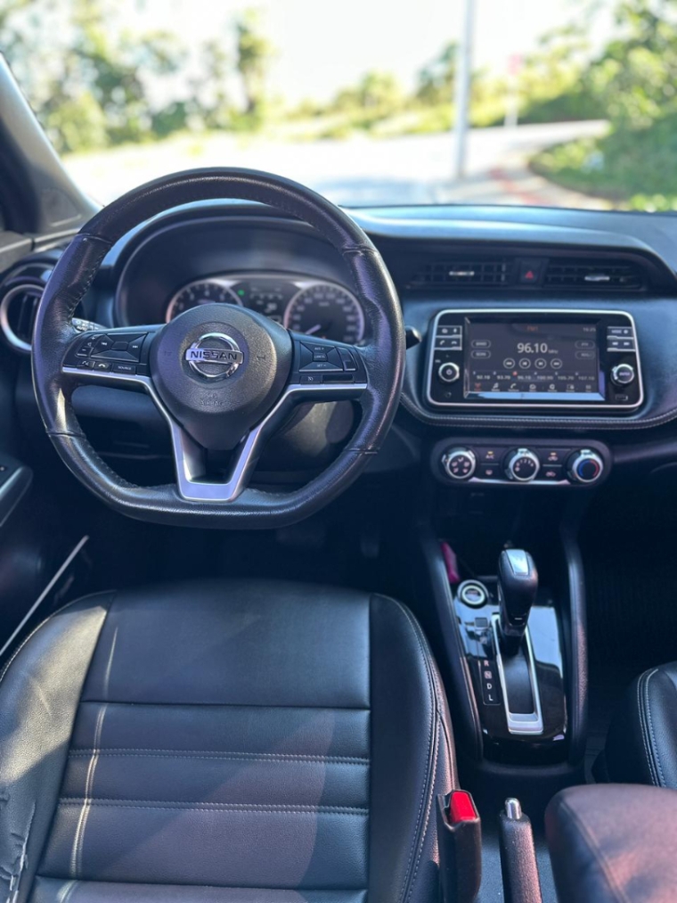 nissan kicks sv automatica13