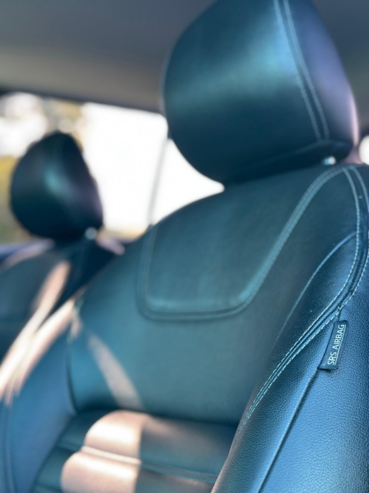 nissan kicks sv automatica15