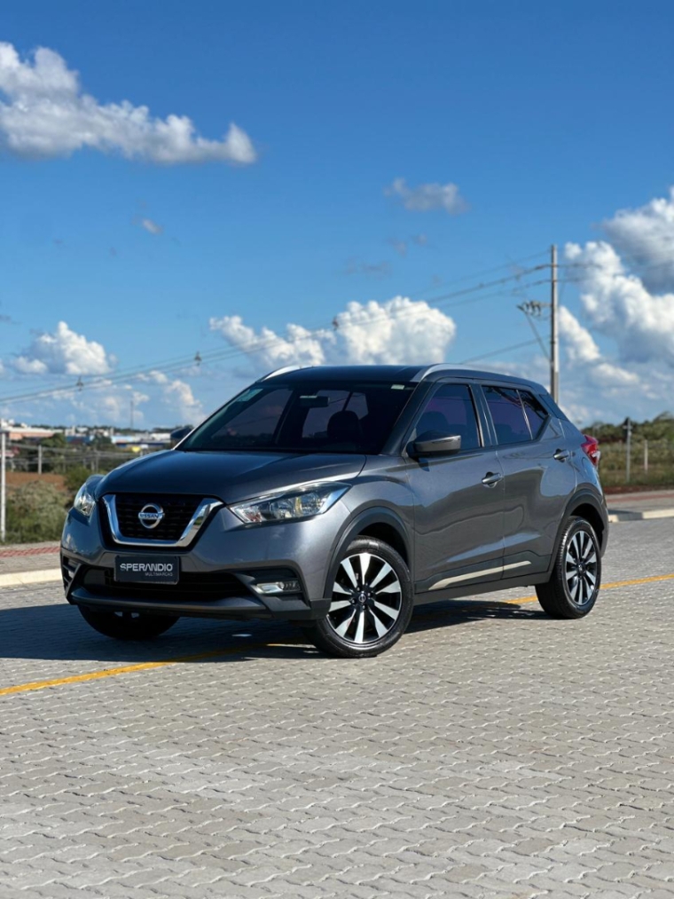 nissan kicks sv automatica