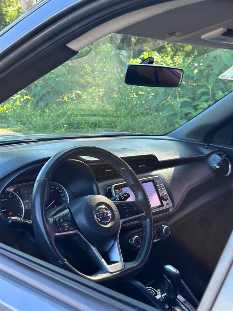 nissan kicks sv automatica9