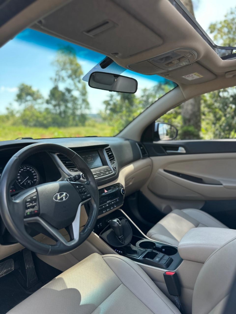 hyundai tucson gls turbo8