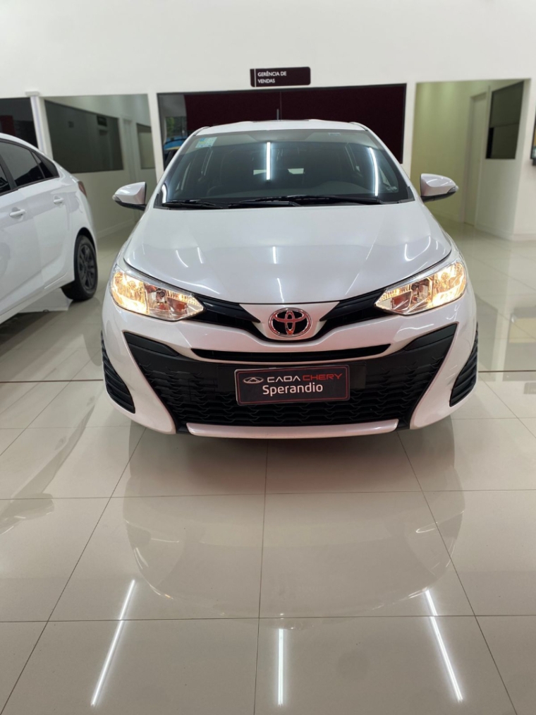 toyota yaris xl automatico1