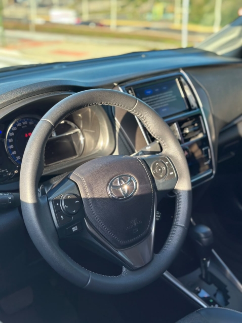 toyota yaris 1.5 flex automatico cvt7
