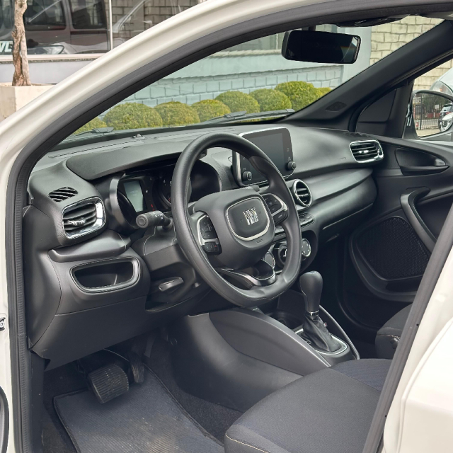 fiat argo 1.3 firefly flex trekking cvt 4p automatico 2025