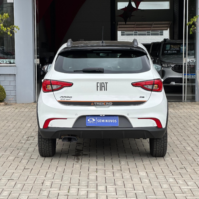 fiat argo 1.3 firefly flex trekking cvt 4p automatico 2025