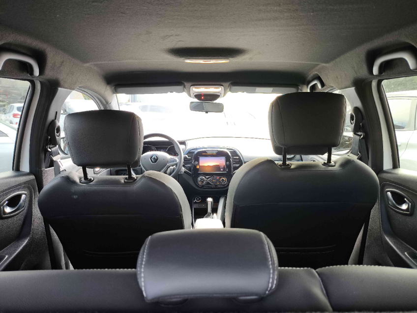 renault captur 1.3 tce flex intense x-tronic 2022