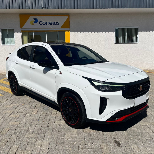 fiat fastback 1.3 turbo 270 flex abarth at6 4p automatico 2024