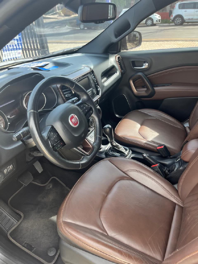 fiat toro 2.0 16v turbo diesel ranch 4wd at9 4p automatico 2019
