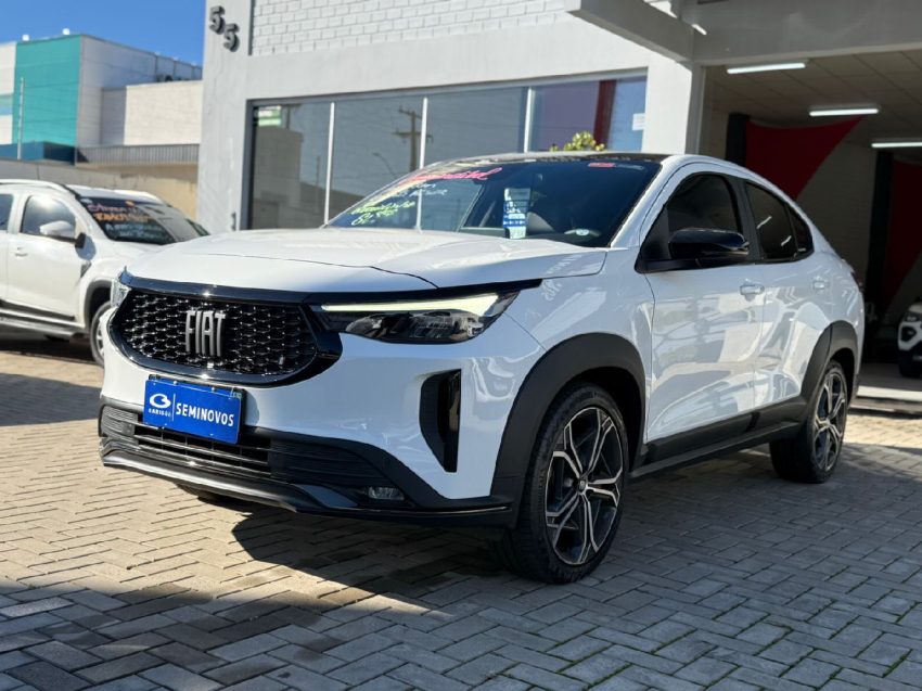 fiat fastback 1.0 turbo 200 flex impetus cvt 4p automatico 2025