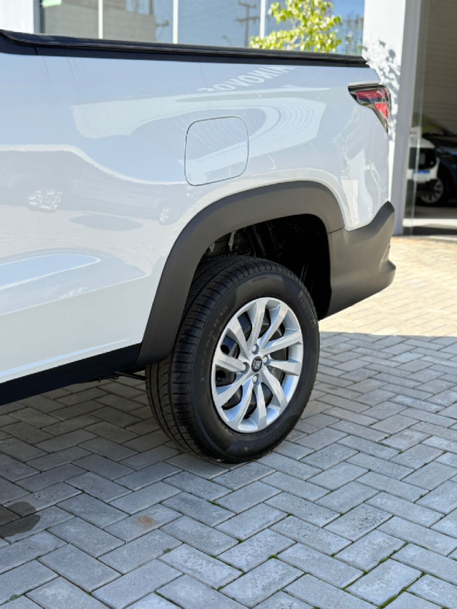 fiat strada 1.3 firefly flex freedom cs manual 2p automatico 2025