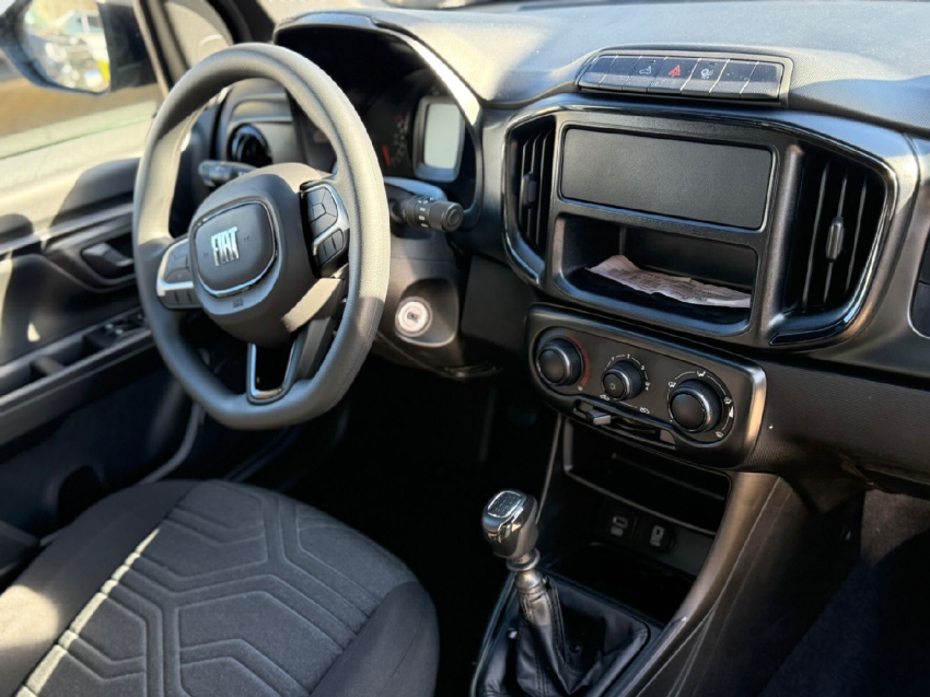 fiat strada 1.3 firefly flex freedom cs manual 2p automatico 2025