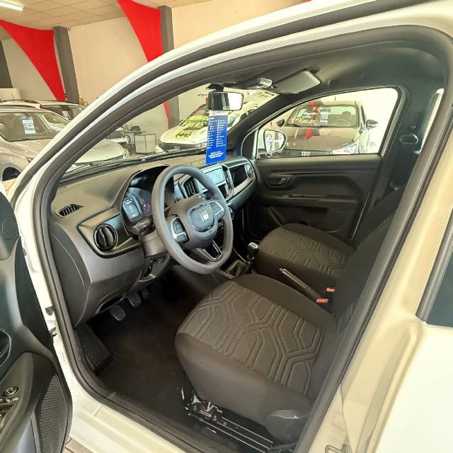 fiat strada 1.3 firefly flex freedom cs manual 2p automatico 2025