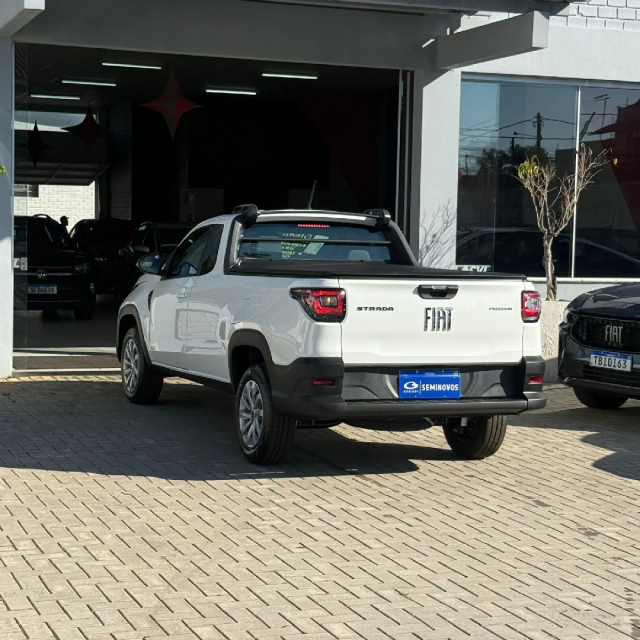 fiat strada 1.3 firefly flex freedom cs manual 2p automatico 2025