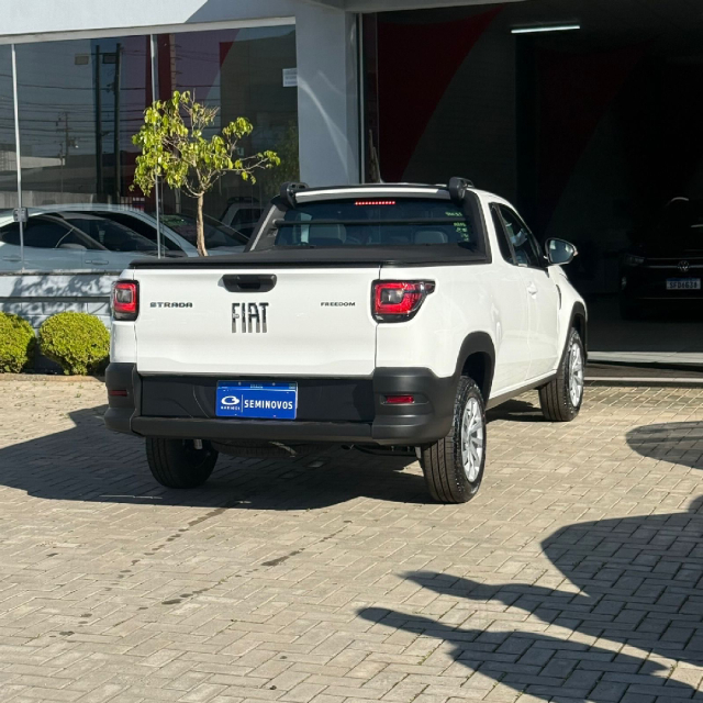 fiat strada 1.3 firefly flex freedom cs manual 2p automatico 2025