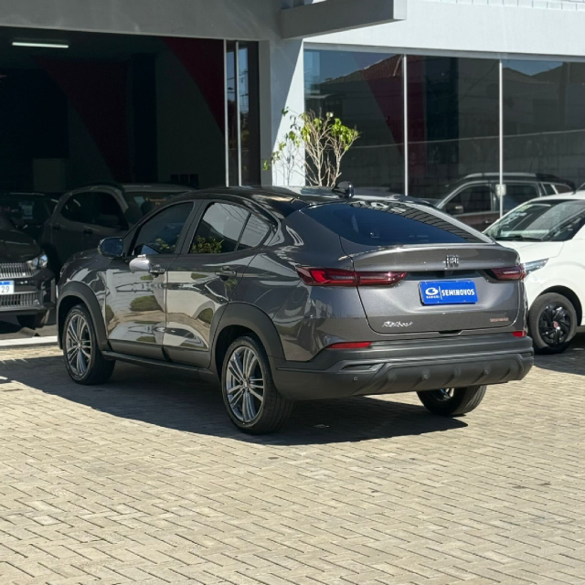 fiat fastback 1.0 turbo 200 flex cvt 9.9 4p automatico 2024