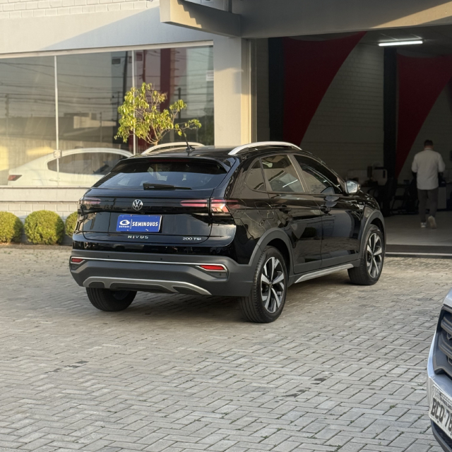 volkswagen nivus 1.0 200 tsi total flex highline automatico 4p 2024