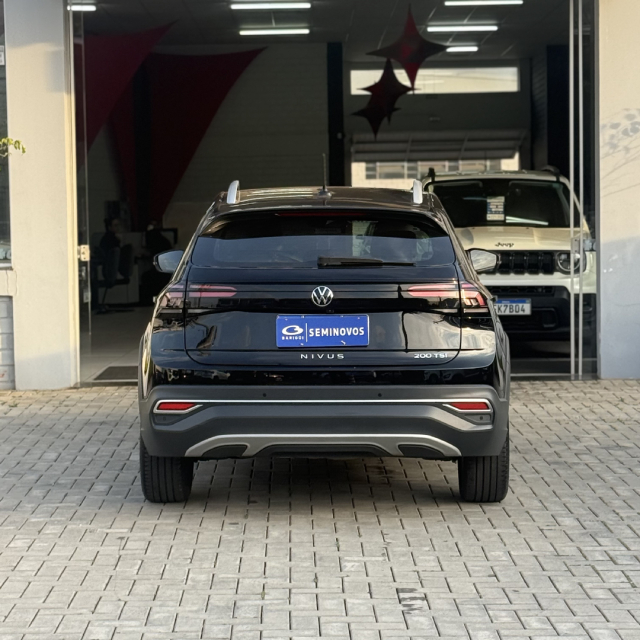 volkswagen nivus 1.0 200 tsi total flex highline automatico 4p 2024