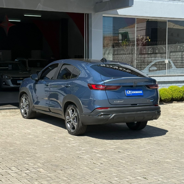 fiat fastback 1.0 turbo 200 hybrid impetus cvt flex 4p automatico 2025