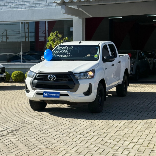 toyota hilux 2.8 d-4d turbo diesel cd power pack 4x4 manual 4p 2024