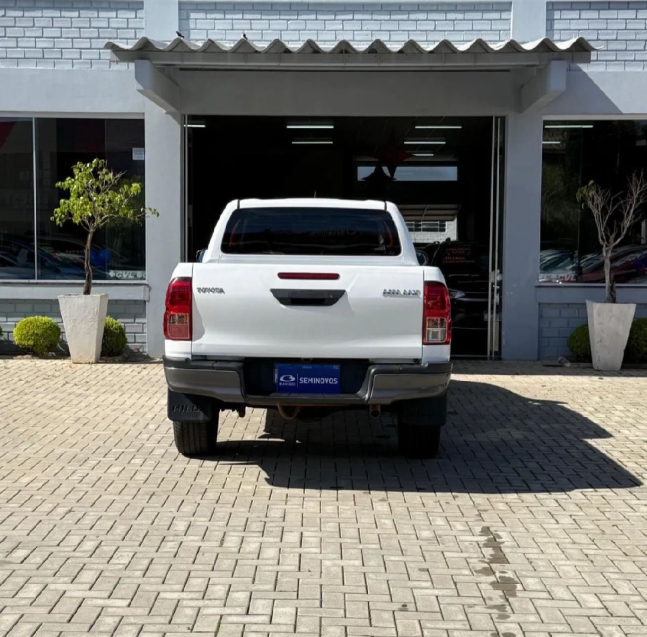 toyota hilux 2.8 d-4d turbo diesel cd power pack 4x4 automatica 4p manual 20243