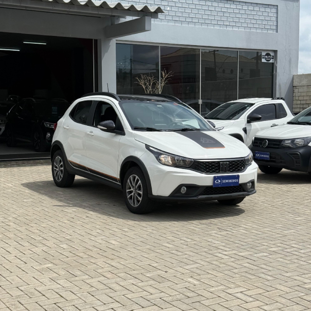 fiat argo 1.3 firefly flex trekking manual 4p 2025