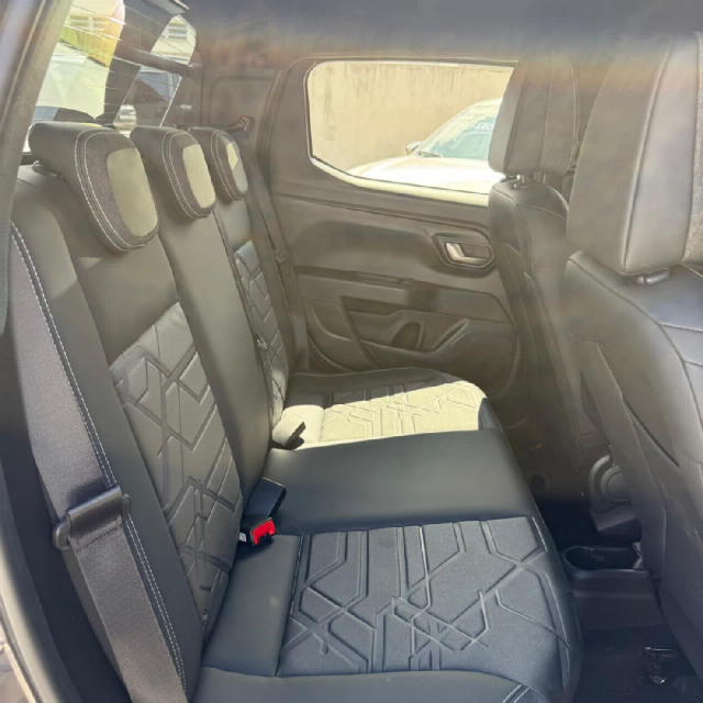 fiat strada 1.3 firefly flex volcano cd cvt 4p automatico 20247