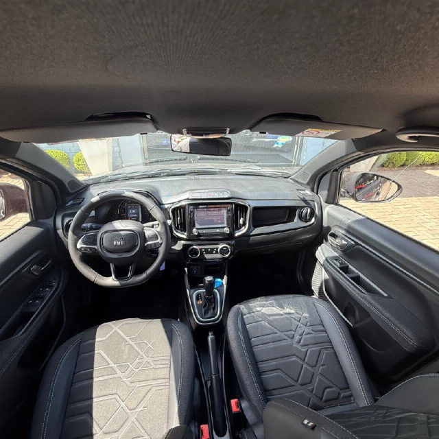 fiat strada 1.3 firefly flex volcano cd cvt 4p automatico 202412