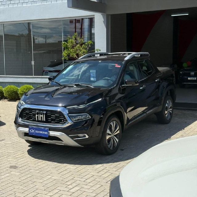 fiat toro 1.3 turbo 270 flex volcano at6 4p automatico 20251