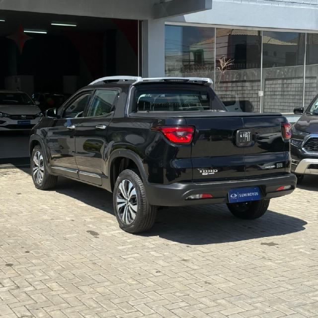 fiat toro 1.3 turbo 270 flex volcano at6 4p automatico 20254