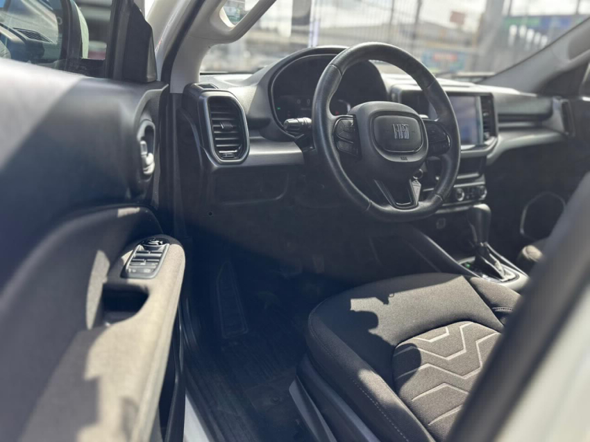 fiat toro 1.3 turbo 270 flex freedom at6 4p automatico 20237