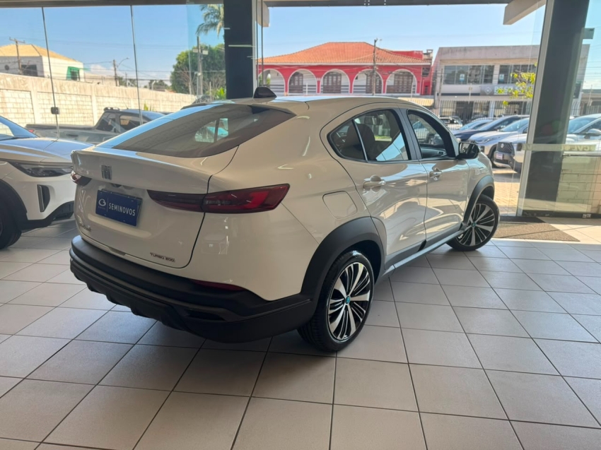 fiat fastback 1.0 turbo 200 flex cvt 4p automatico 20263