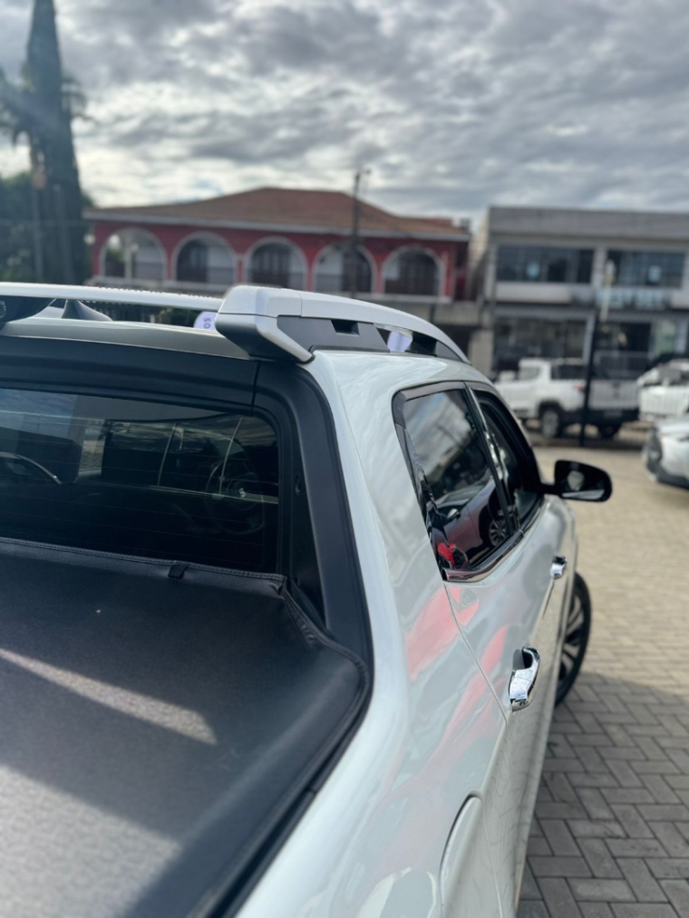fiat toro 2.0 16v turbo diesel volcano 4wd at9 4p automatico 20259