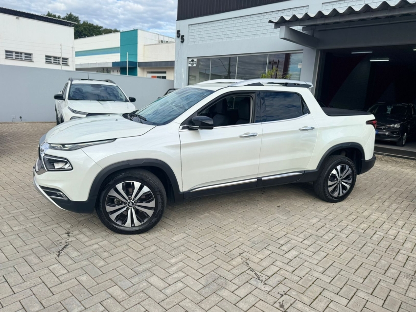 fiat toro 2.0 16v turbo diesel volcano 4wd at9 4p automatico 20254