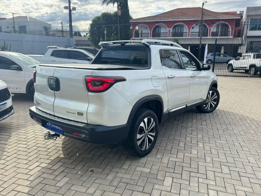 fiat toro 2.0 16v turbo diesel volcano 4wd at9 4p automatico 20257