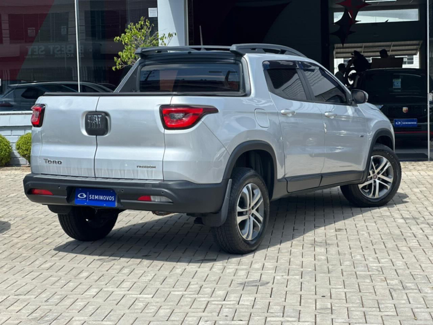 fiat toro 2.0 16v turbo diesel freedom manual 4p 20176