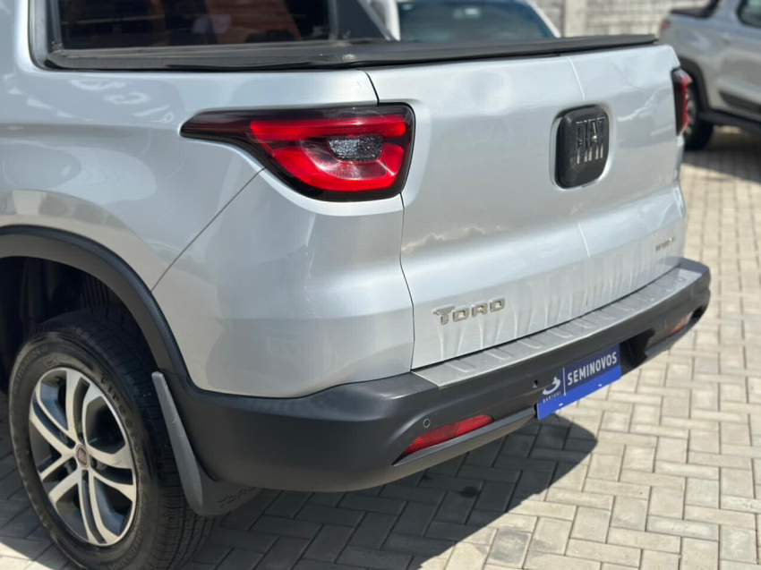 fiat toro 2.0 16v turbo diesel freedom manual 4p 20172