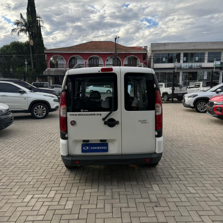 fiat doblo 1.8 mpi essence 16v flex 4p manual 2p 20185