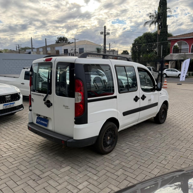 fiat doblo 1.8 mpi essence 16v flex 4p manual 2p 20186