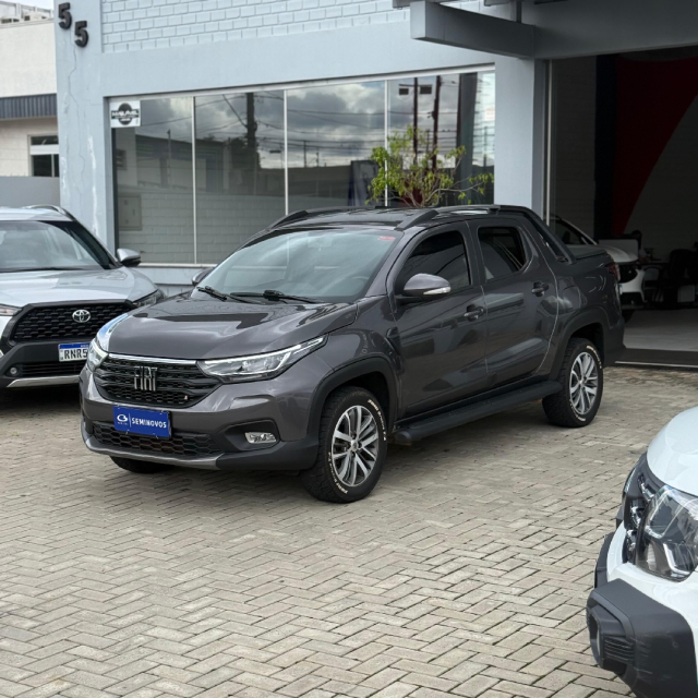 fiat strada 1.3 firefly flex volcano cd cvt 4p automatico 20231