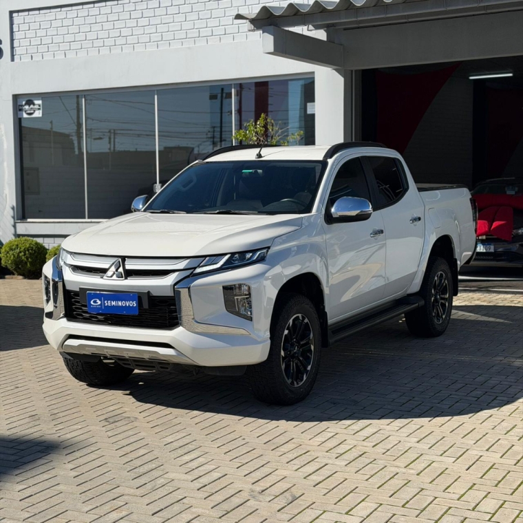 l-200 cd triton gls 4x4 2.4 16v at61