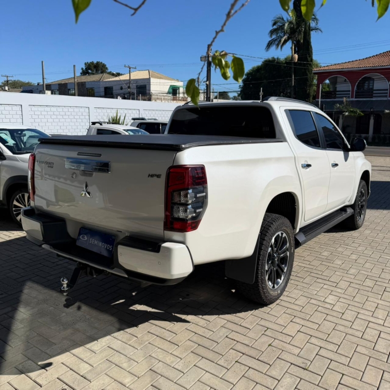 l-200 cd triton gls 4x4 2.4 16v at66