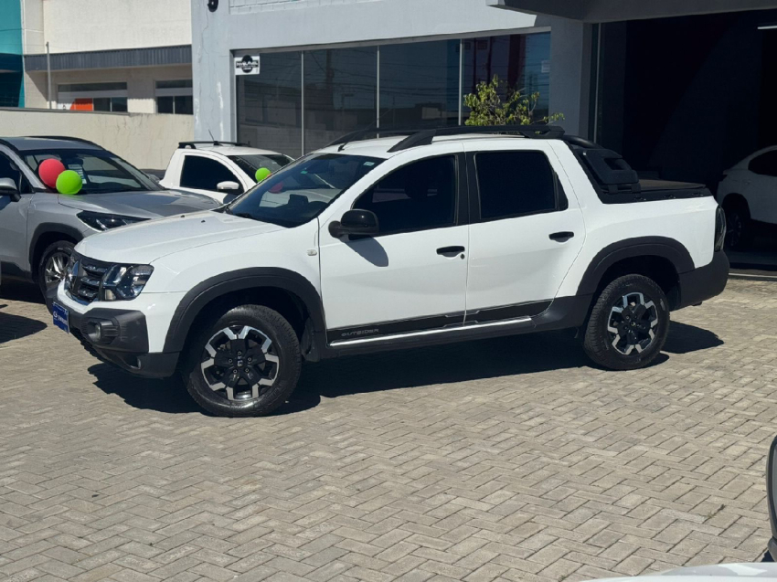 renault oroch 1.3 tce flex outsider x-tronic 4p automatico 20242