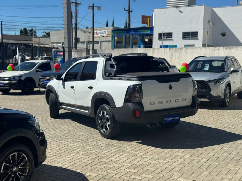 renault oroch 1.3 tce flex outsider x-tronic 4p automatico 20244