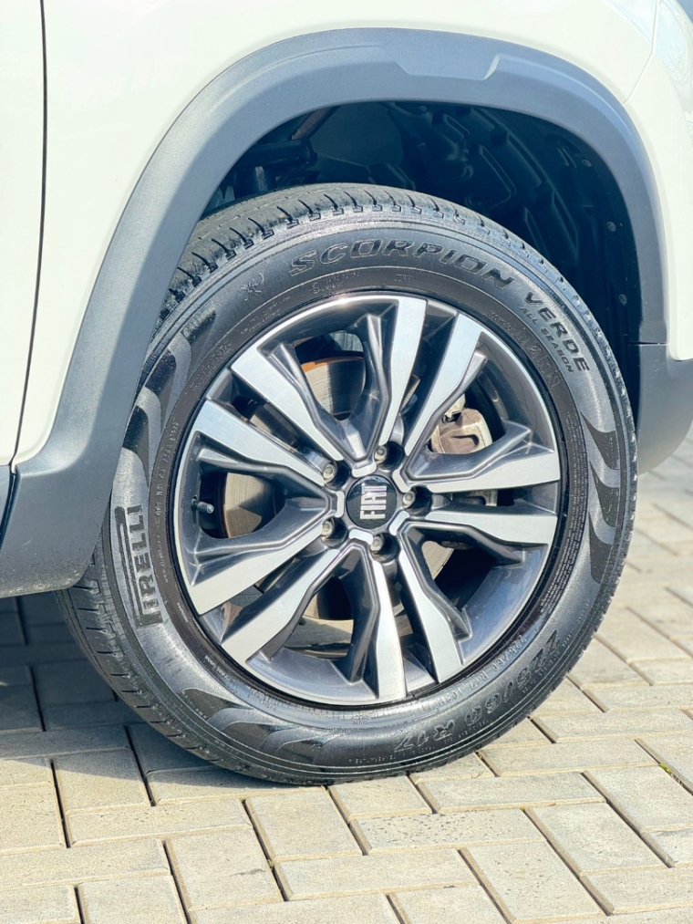 fiat toro 1.3 turbo 270 flex freedom at6 4p automatico 202510