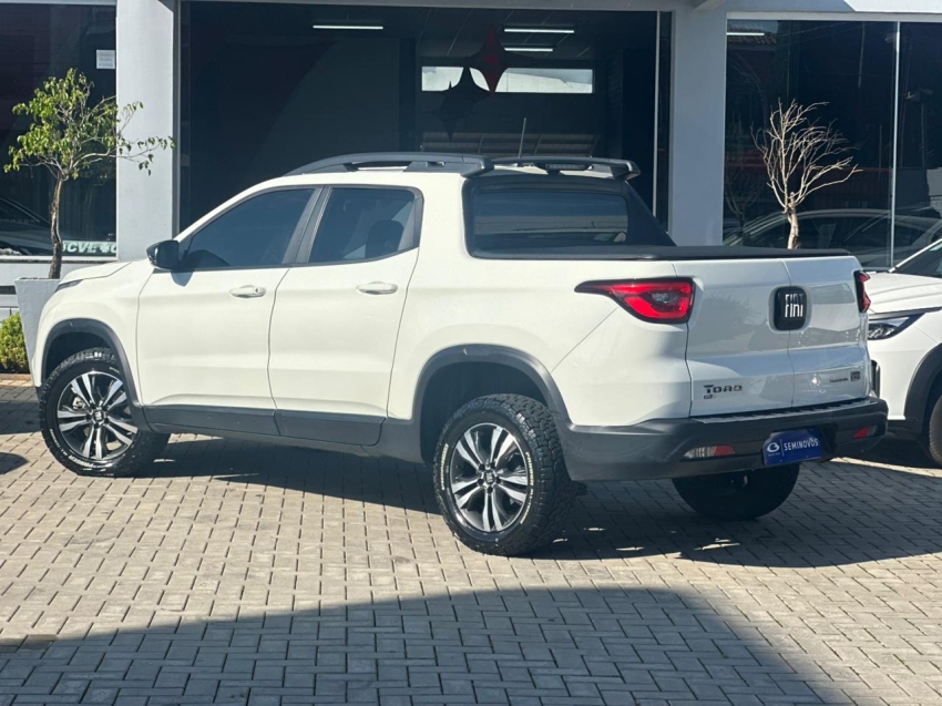 fiat toro 1.3 turbo 270 flex freedom at6 4p automatico 20252