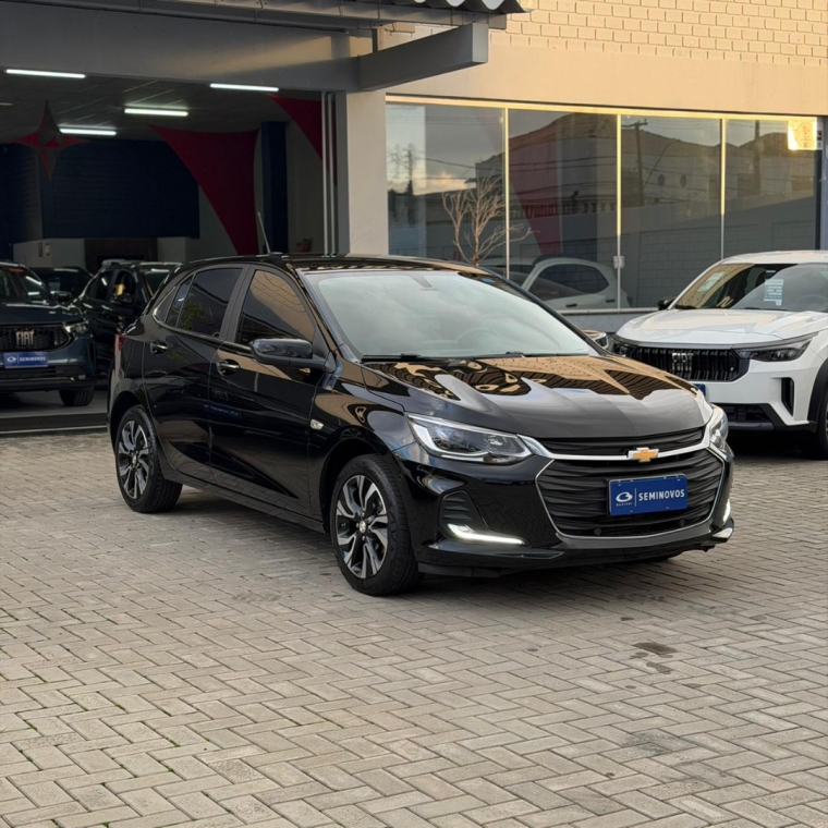 chevrolet onix 1.0 turbo flex premier automatico 4p 2025