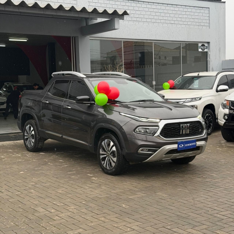 fiat toro 1.3 turbo 270 flex volcano at6 2.0 diesel 4p automatico 2025