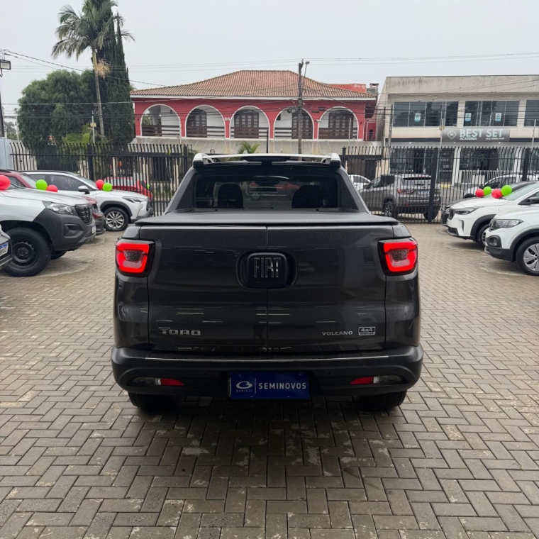 fiat toro 1.3 turbo 270 flex volcano at6 2.0 diesel 4p automatico 20253